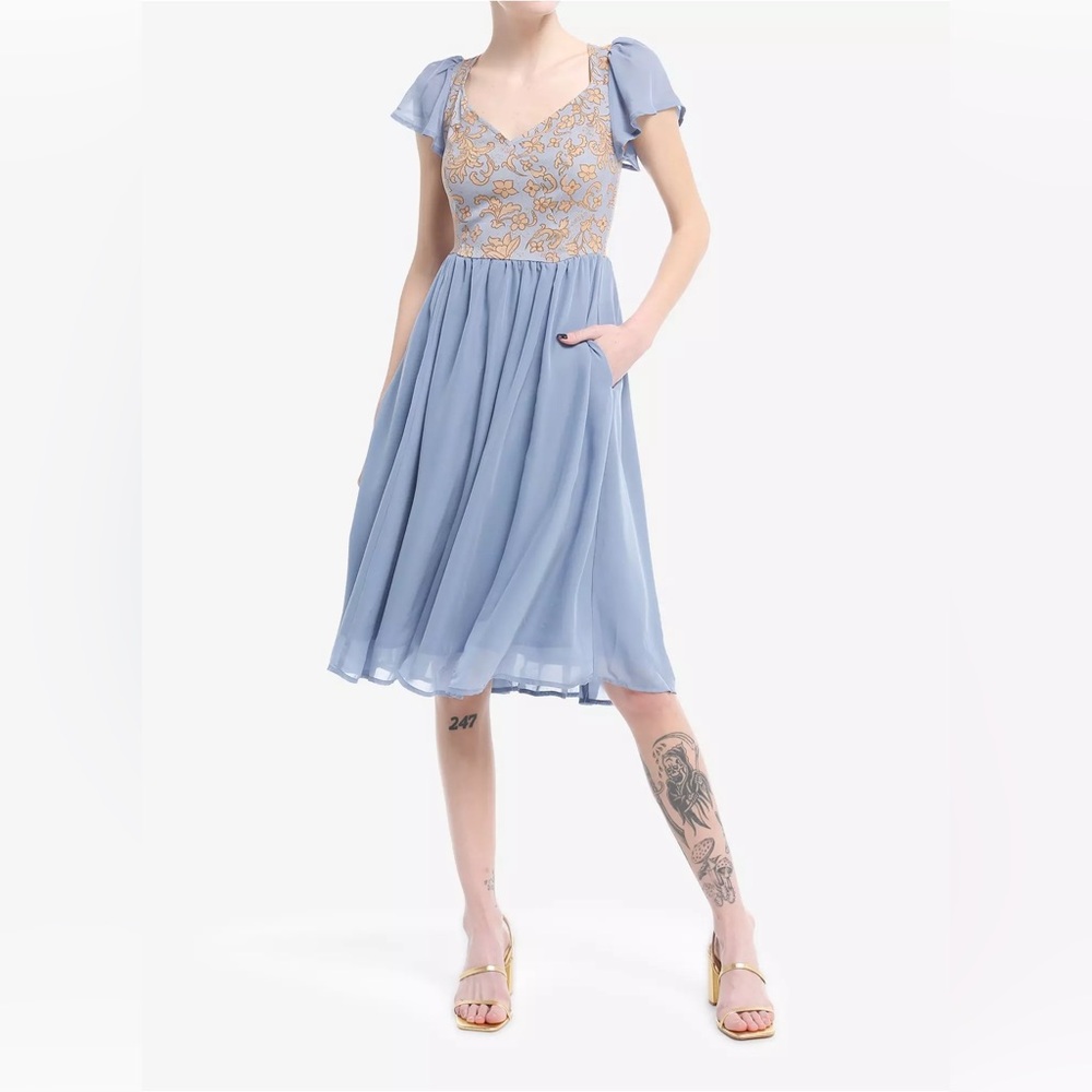 Her Universe Blue Dress with Gold Embroidery - Marjorie from GOT dress - Picture 5 of 5